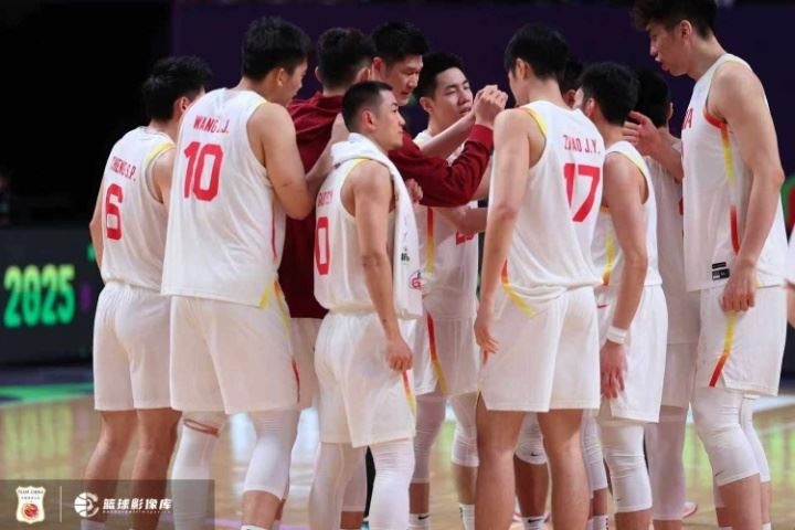 淘汰新西兰💥中国男篮时隔10年再进亚洲杯决赛 决赛对手待定