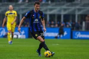 法媒：帕瓦尔想参加世界杯倾向于留在欧洲，但薪水成里尔引进难题