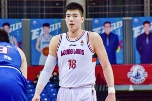 媒体人：焦泊乔为广东内线提供硬度&高度 崔永熙大大提升锋线水平