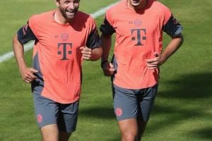 老同志回家！穆勒回拜仁训练，帕夫洛维奇：很高兴又和你一起训练
