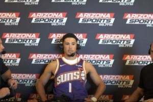 布克：过去2年是生涯最艰难时刻 不夺冠就是失败却连附加赛都没进