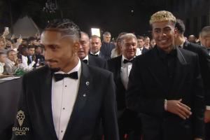 被严重低谷？拉菲尼亚上赛季38球23助，金球评选只获620分排第五