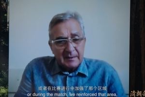 伊万：我们讨论过是双后腰还是单后腰，在一些比赛中使用了双后腰