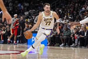 下半场强度提升？东契奇：黄蜂首节投疯了 我们必须得更有侵略性