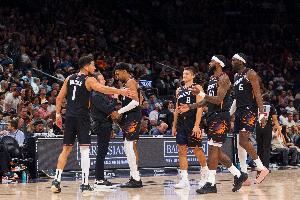 太阳替补球员贡献47分 奥特:太出色了 这正是第二阵容发挥的时刻