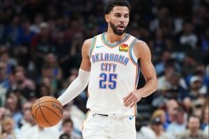 戴格诺特:对手已对阿杰伊·米切尔制定比赛计划 这是成长的过程